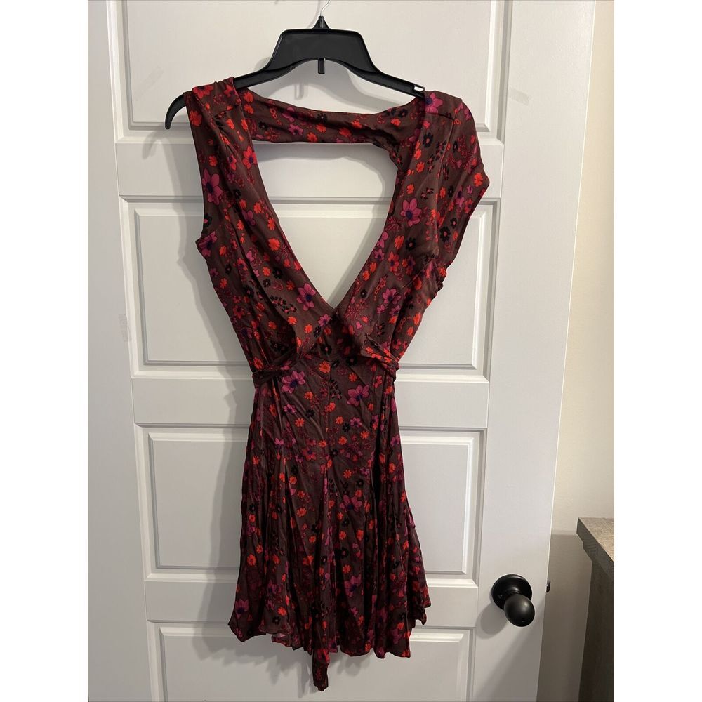 NWT Free People Floral  Red Burgundy Fitted V Neck Mini Dress Sz M